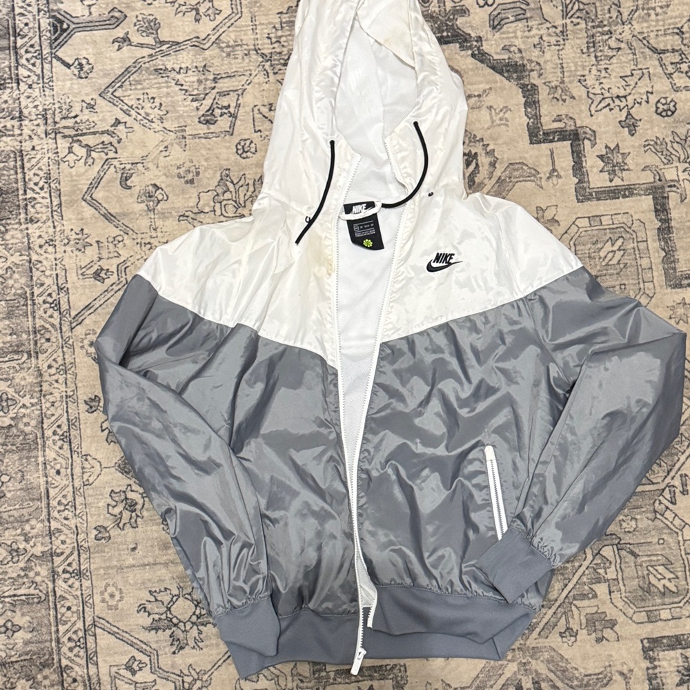 Nike White and Gray Hooded windbreaker  xs